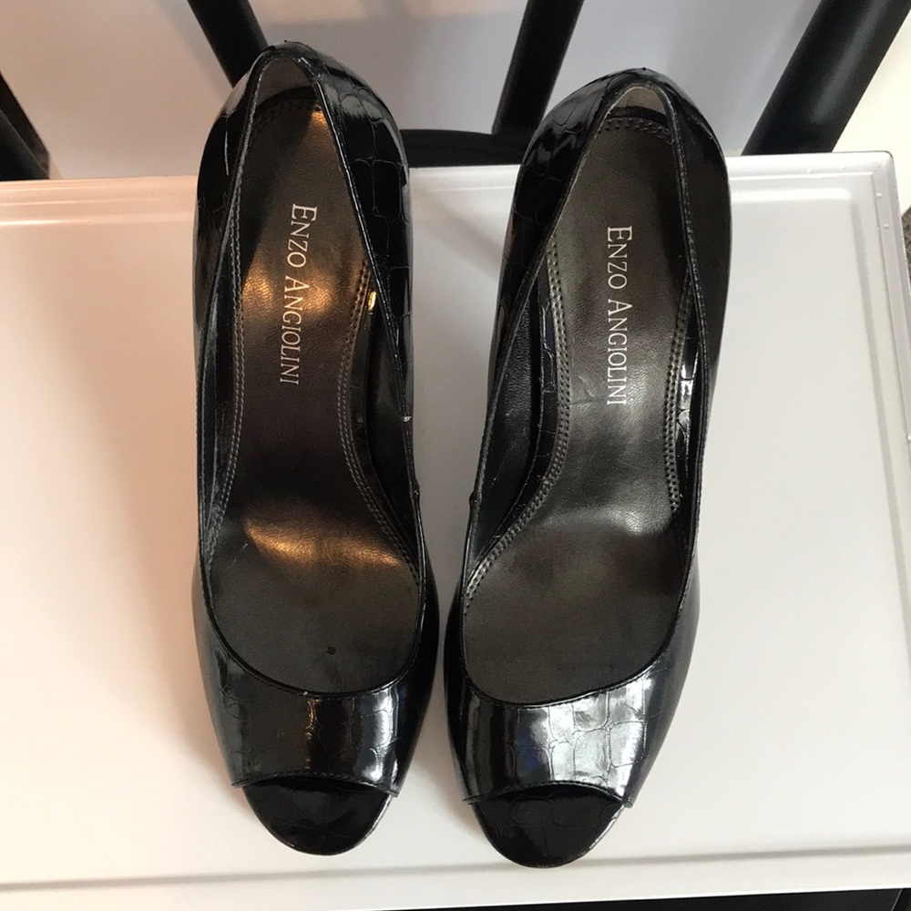 Enzo Angiolini Eamaylie 5.5M Black peep toe heels